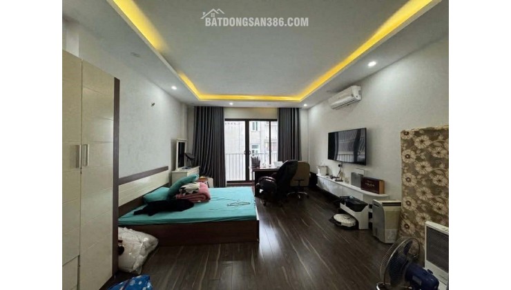 BÁN NHÀ GẦN HỒ BA MẪU 42m2*5T MT RỘNG, 30M RA Ô TÔ TRÁNH, NGÕ THÔNG, TRƯỚC NHÀ RỘNG, hơn 12 tỷ